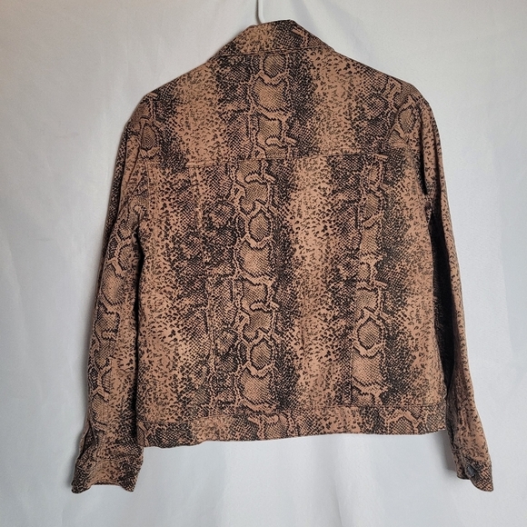 Free People Oversized Denim Jacket Snake Skin Print Brown Women's Size XS - Picture 7 of 11